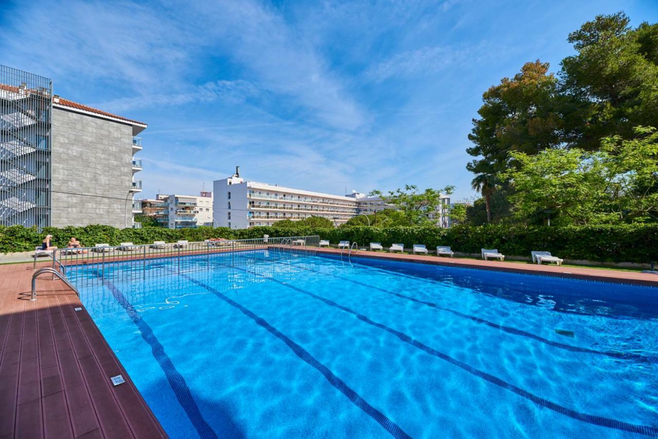 Inter Apartments Salou Bagian luar foto