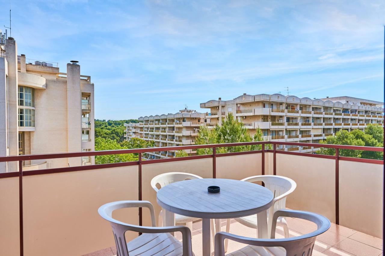 Inter Apartments Salou Bagian luar foto